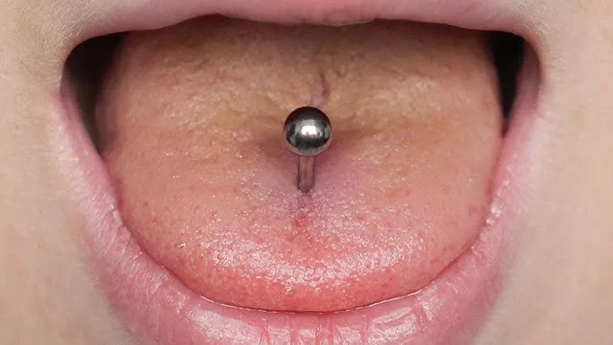 Ile kosztuje piercing języka? Sprawdź ceny i uniknij niepotrzebnych wydatków