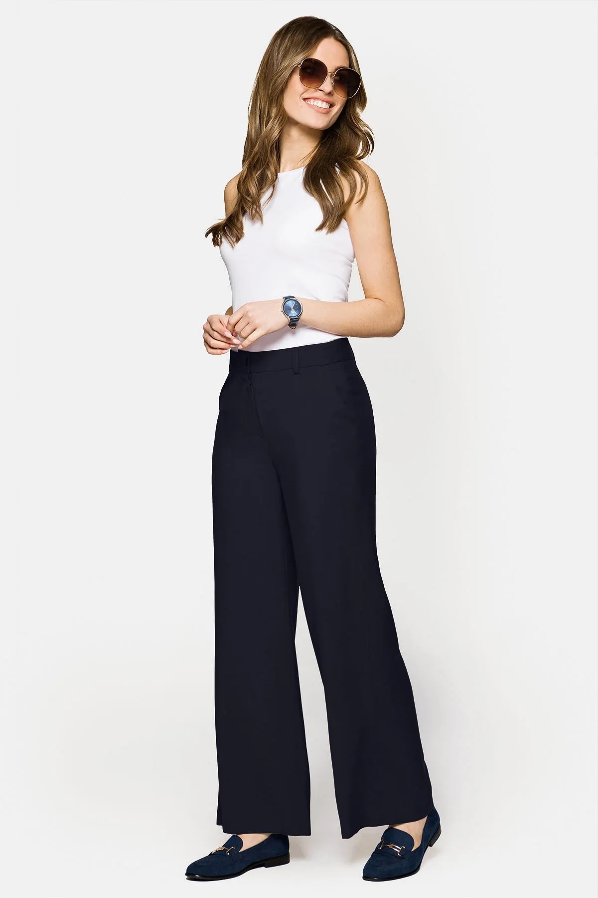 Jak wybrać idealny outfit na imprezę firmową i uniknąć modowych wpadek?